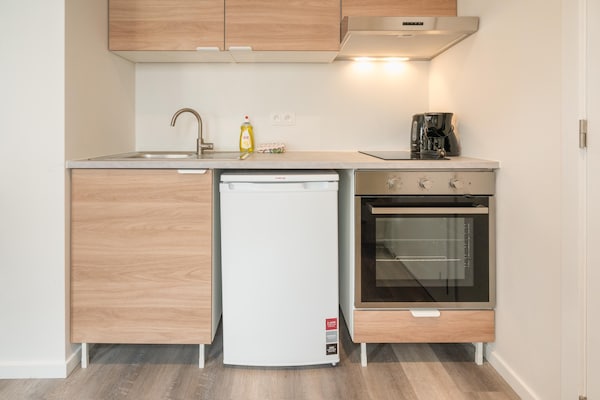 Knus 1-persoons appartement (45m²) in hartje Antwerpen - thumbnail 5