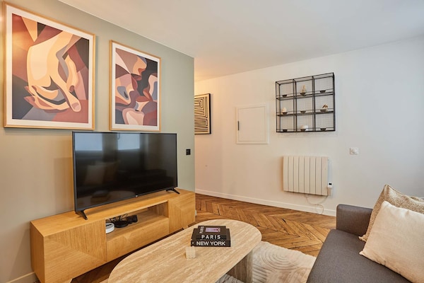 Modern appartement in hartje Parijs, vlakbij Père Lachaise - thumbnail 2