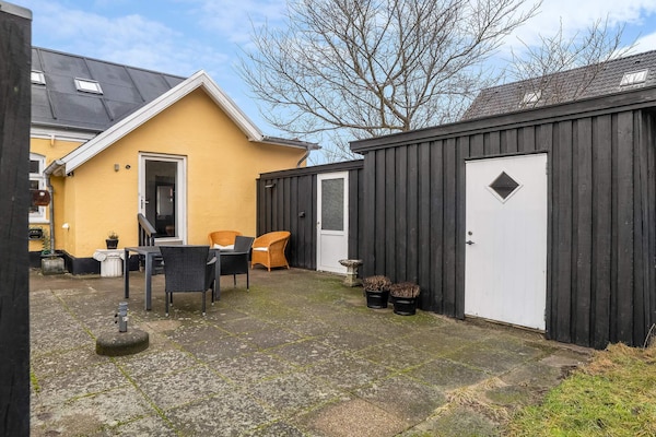 Vrijstaand vakantiehuis op 200 meter van de zee in Løkken - thumbnail 1
