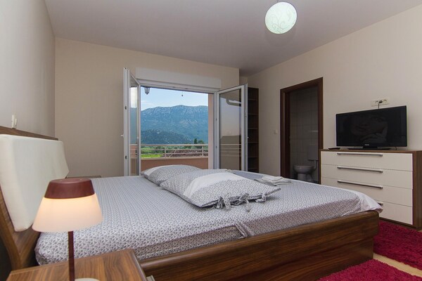 Holiday Home Vele met privézwembad, 4 slaapkamers voor 8 personen in Vrgorac - thumbnail 5