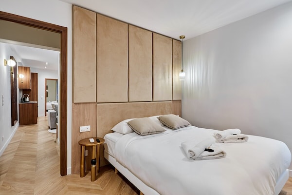 Stijlvol appartement met airco bij metro Bonne Nouvelle in centrum Parijs - thumbnail 2