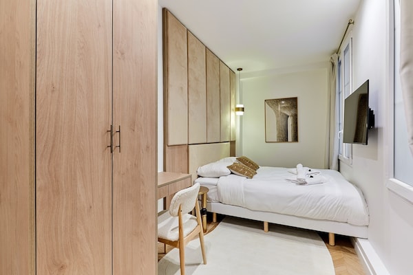 Stijlvol appartement met airco bij metro Bonne Nouvelle in centrum Parijs - thumbnail 3