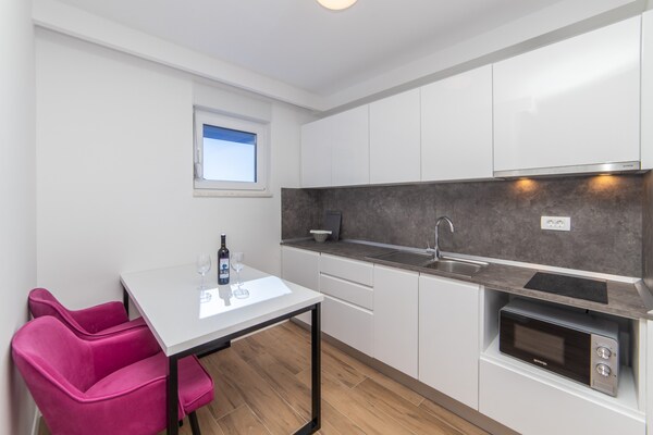 Altiora Prestige Residence 105: Zeezicht appartement op 100m van strand in Gradac - thumbnail 2