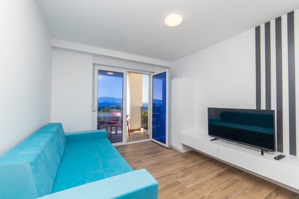 Altiora Residence 203: Studio aan zee in Gradac voor 4 personen - thumbnail 1
