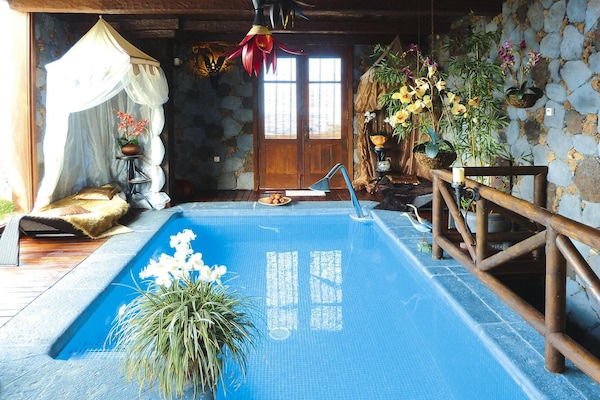 Vakantiehuis met privézwembad en zeezicht in Vera de Erques - thumbnail 2