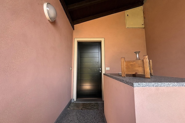 Knus appartement in Luino, op loopafstand van het Lago Maggiore - thumbnail 6