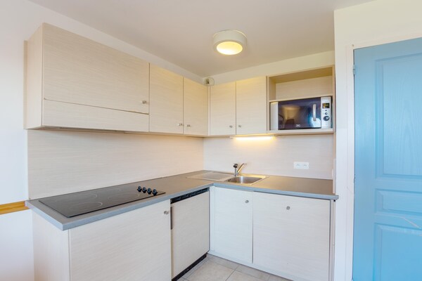 Appartement aan zee in Saint-Nic met gedeeld verwarmd zwembad en uitzicht op de Atlantische Oceaan - thumbnail 4