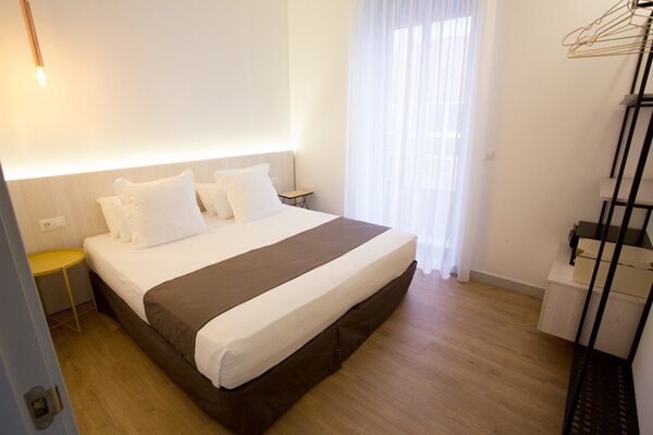 Licht appartement met airco, op loopafstand van strand in Alicante - thumbnail 4