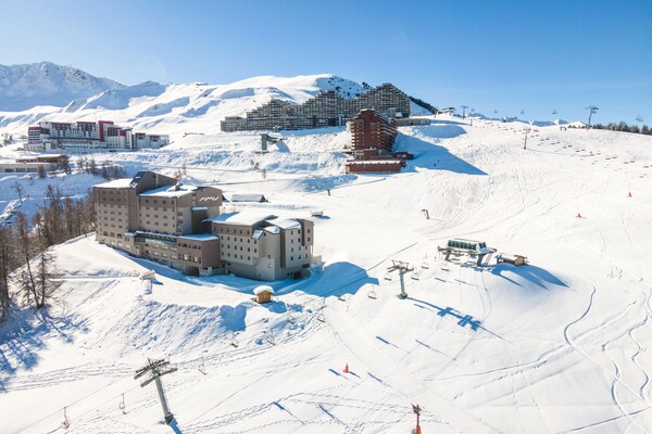 Comfortabel 6-persoons appartement met sauna in La Plagne 2000 - thumbnail 1
