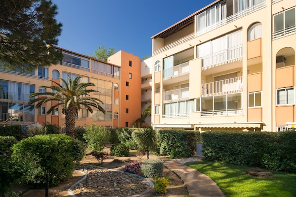 Knus appartement voor 4 op 300m van strand in Cap d'Agde - thumbnail 1
