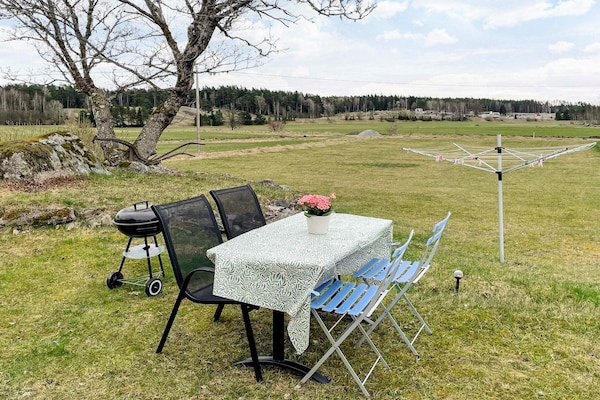 Charmant vakantiehuis aan de golfbaan bij Enköping - thumbnail 3