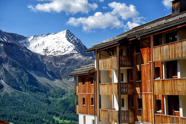 Ruim 10-persoons appartement op 30m van de piste in Orcières - thumbnail 4