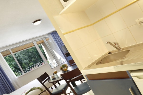 Rustgevend appartement in Vallon-Pont-d’Arc bij Le Domaine de Chames - thumbnail 5