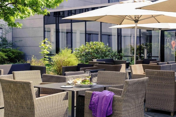 Stijlvolle Double Room in het bos bij Düsseldorf – inclusief airco en WiFi - thumbnail 4