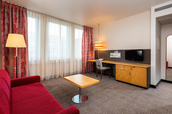 Ruim appartement in Neu-Isenburg voor 4 personen · 1 slk - thumbnail 6