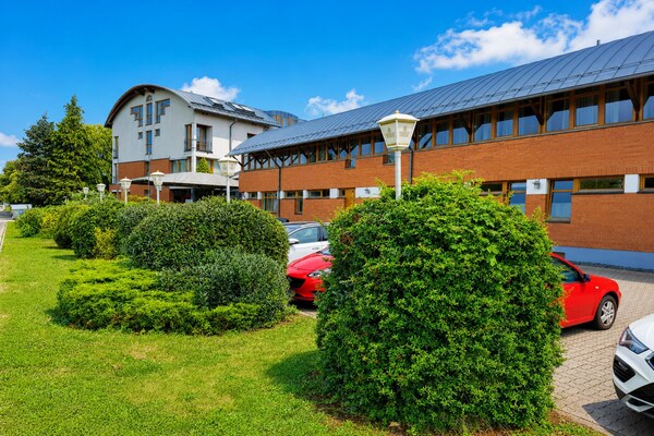 Rustiek verblijf aan de bosrand: Superior kamer bij Braunschweig - thumbnail 1
