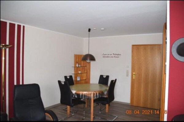 Licht appartement op de begane grond met terras, 1,5 km van strand - thumbnail 4
