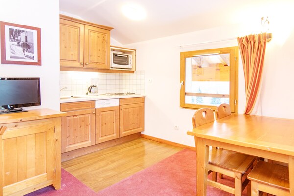 Appartement 6 pers. op 30m van de piste in Valfréjus - thumbnail 6