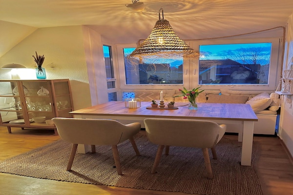 Licht appartement met balkon nabij haven Lemkenhafen, 5 km van strand - thumbnail 5