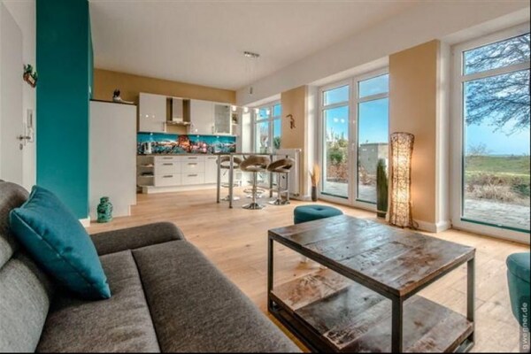 Aan zee: Modern appartement Surf and Chill in Orth - thumbnail 2