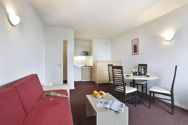 Studio voor 3 aan de Avenue de Champagne in Épernay - thumbnail 4