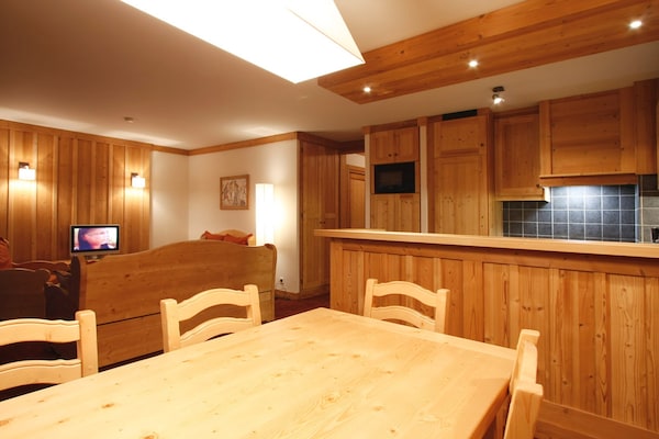 Ruim 6-persoons appartement met balkon vlakbij de pistes in Les 2 Alpes - thumbnail 5
