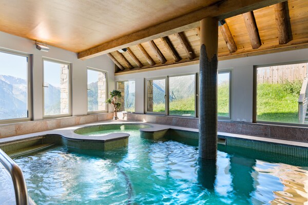Ruim appartement voor 8 op de bergflank in Saint-Lary-Soulan met zwembad - thumbnail 5