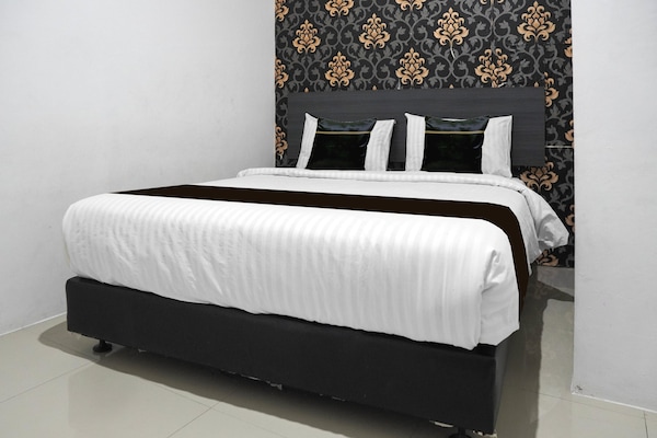 Stylish Dbl Suite Escape W/ Free Wifi And Parking - Padang