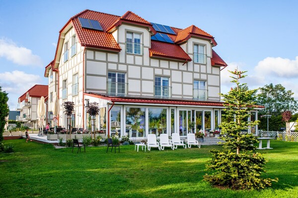 Ruim appartement voor 4 personen in het centrum van Dębki · 60 m² - thumbnail 1