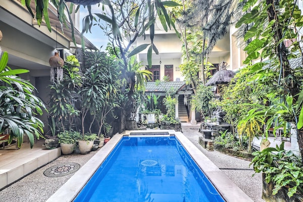 Luxury Deluxe Dbl Escape W/ Free Wifi And Parking - Legian