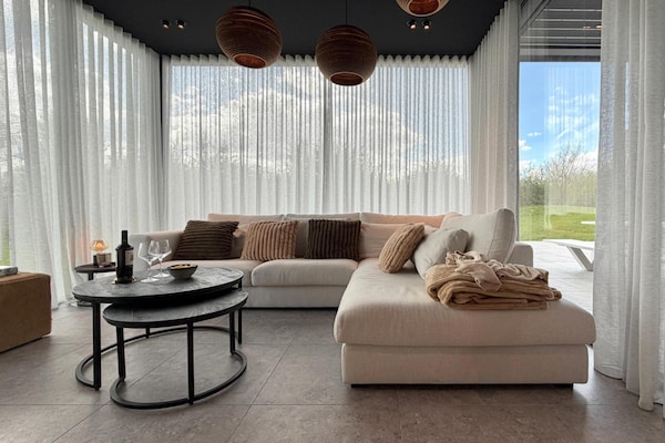 Modern designvakantiehuis Coco Noir in Somme-Leuze voor 6 personen - thumbnail 2