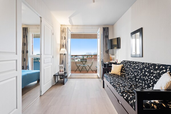 Zonnig appartement met balkon en zwembad, 200m van centrum Grasse - thumbnail 6