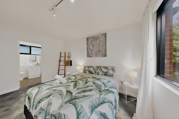 Licht en modern appartement vlakbij het strand van Cronulla - thumbnail 3