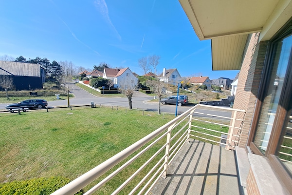 4-persoons appartement met terras op loopafstand van strand in Oostduinkerke - thumbnail 4