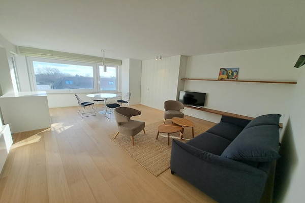 Licht appartement op 5e verdieping met balkon vlakbij strand Oostduinkerke - thumbnail 1