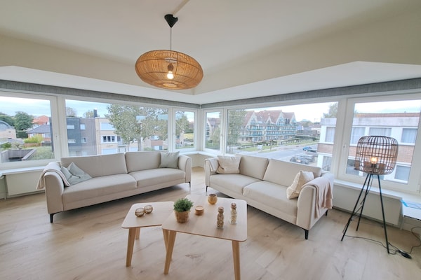 Licht appartement met 2 terrassen, tussen strand en centrum van Oostduinkerke - thumbnail 1