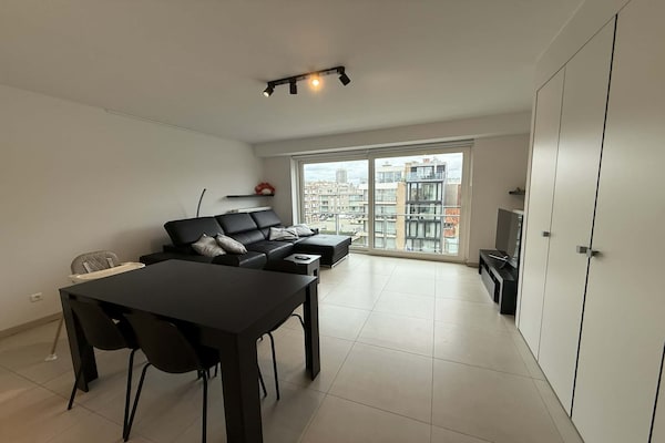 4-persoons appartement in Oostduinkerke, 100m van zee - thumbnail 2