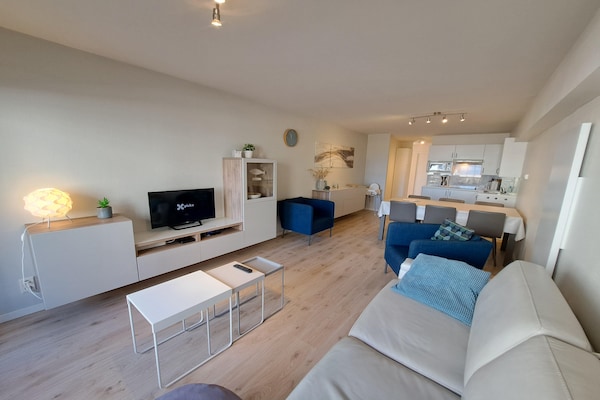 6-persoons appartement met privéterras in Oostduinkerke - thumbnail 2