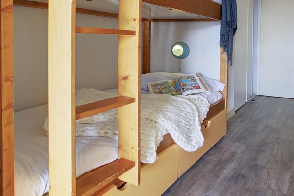 Studio voor 4 personen met slaapnis in het hart van Font-Romeu - thumbnail 4