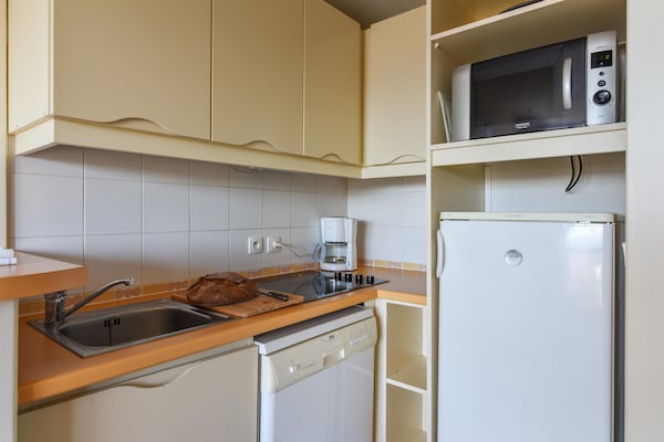 Ruim appartement voor 6 in Font-Romeu, vlakbij de kabelbaan - thumbnail 4