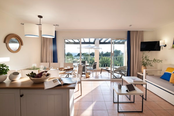 Zeezicht appartement voor 6 op de Franse Rivièra met zwembad - thumbnail 2