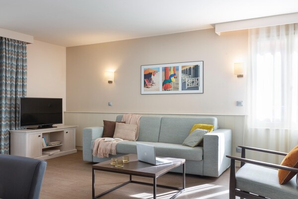 Luxe appartement voor 6 personen in het hart van Deauville - thumbnail 2