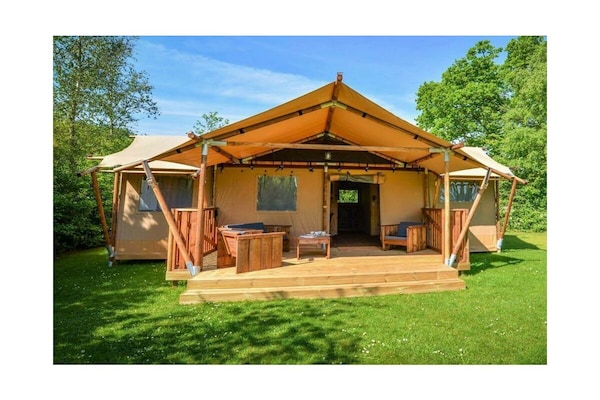Lodge Tent voor 4 personen met houten interieur in Mol - thumbnail 5