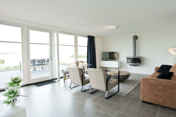 Moderne villa in Hulshorst voor 6 personen met open haard - thumbnail 2