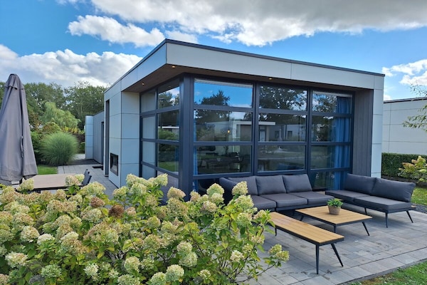 Duurzame Cube Maximaal voor 4 personen in Velsen-Zuid met terras - thumbnail 2