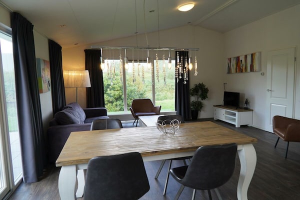 Gelijkvloers vakantiehuis voor 4 personen met terras in Halfweg - thumbnail 4