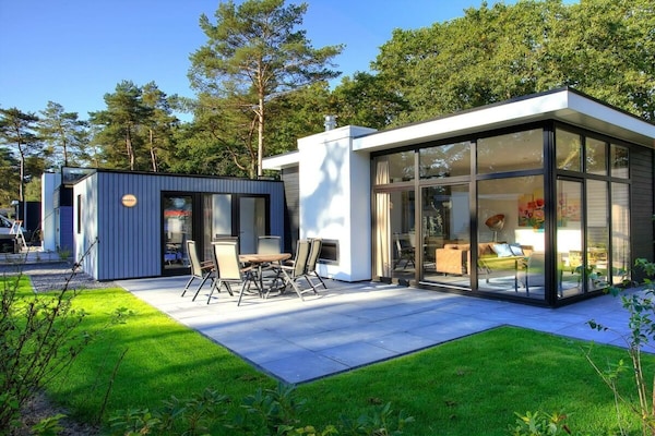 Design chalet L-Cube 6 met open haard en zonneterras in Nijkerk - thumbnail 1