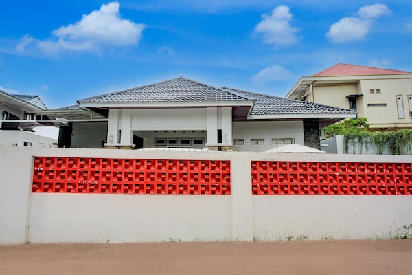 Blower Residence Cozy Double - Banda Aceh
