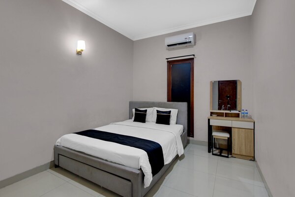 Artha Ambarukmo Cozy Double - Yogyakarta