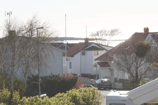 Stijlvolle villa nabij zee en golf in Väjern, Kungshamn - thumbnail 5